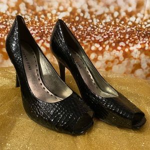 Gianni Binni Faux Croc Patent Heels